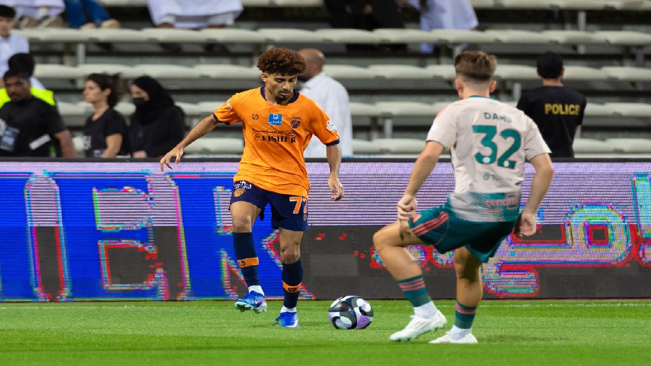 التعادل ينهي مواجهة الأهلي والفيحاء