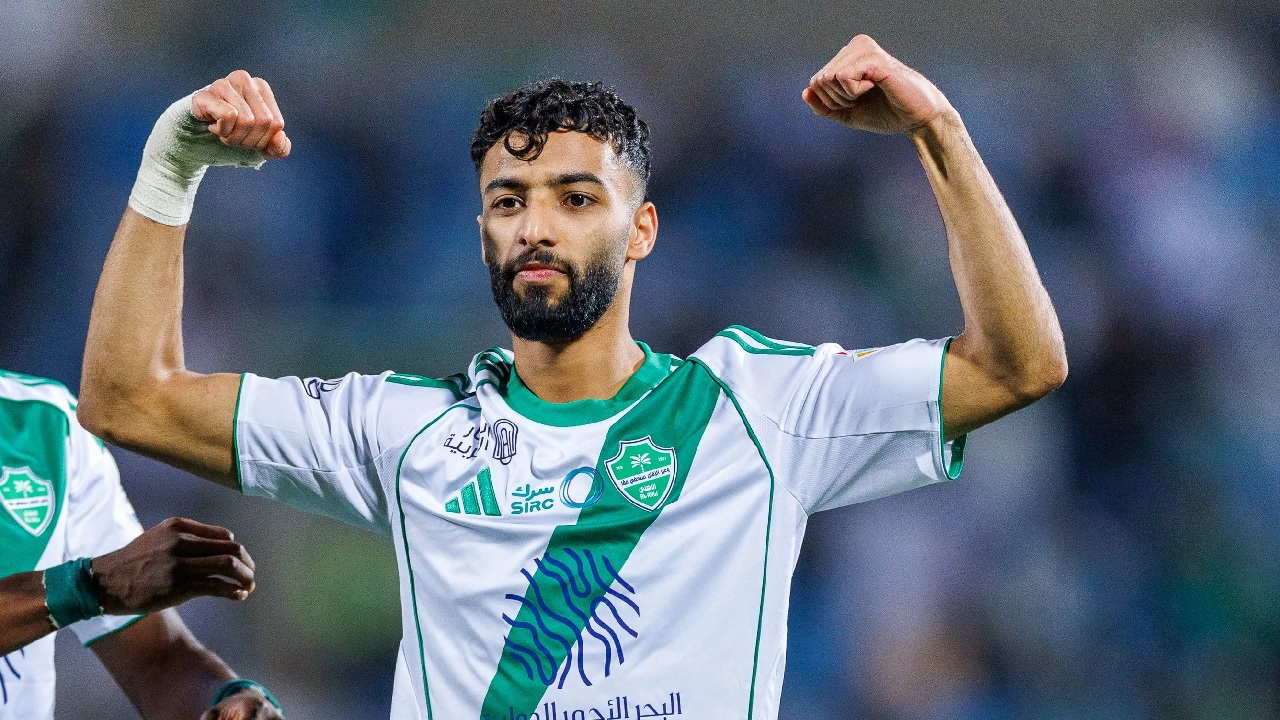 أبو الشامات يتوج بجائزة أفضل لاعب شاب في النخبة