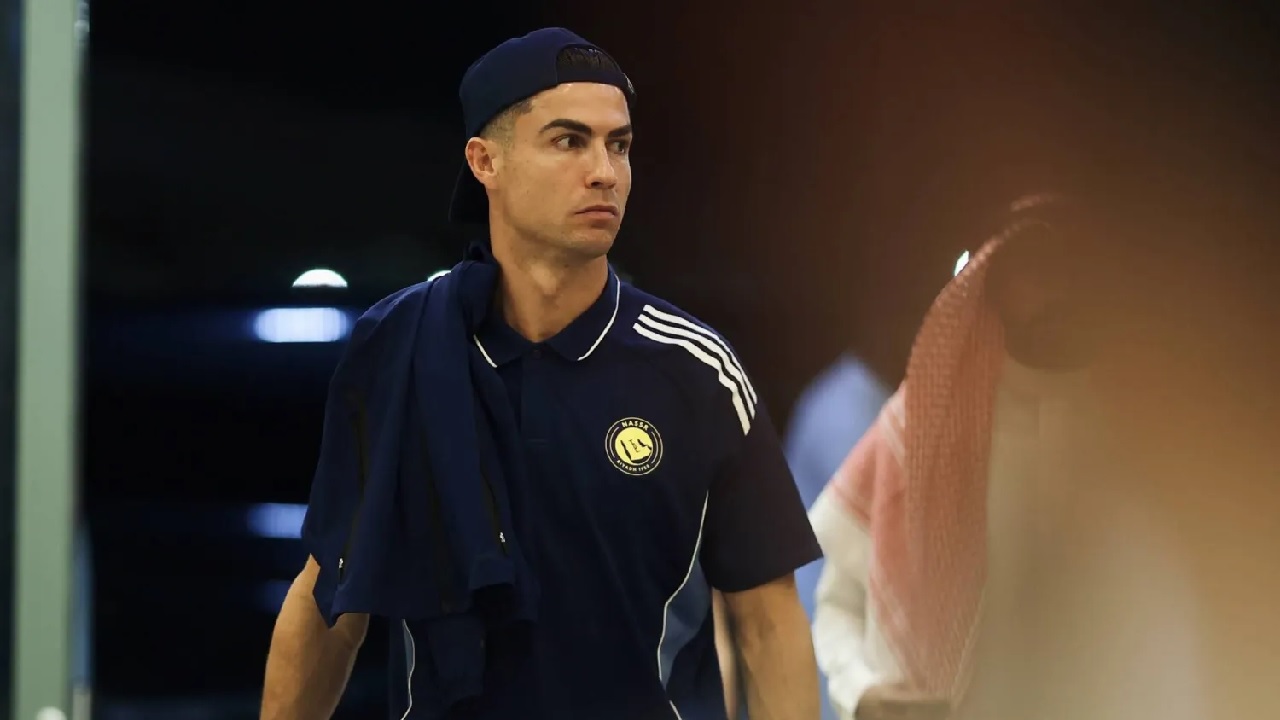 خيسوس يستدعي جميع الأجانب قبل القادسية
