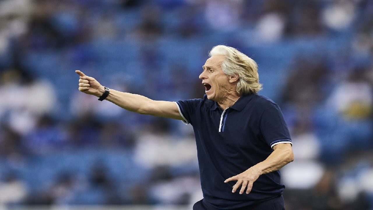 جيسوس يروي كيف تحولت وجهته من الأخضر إلى الهلال
