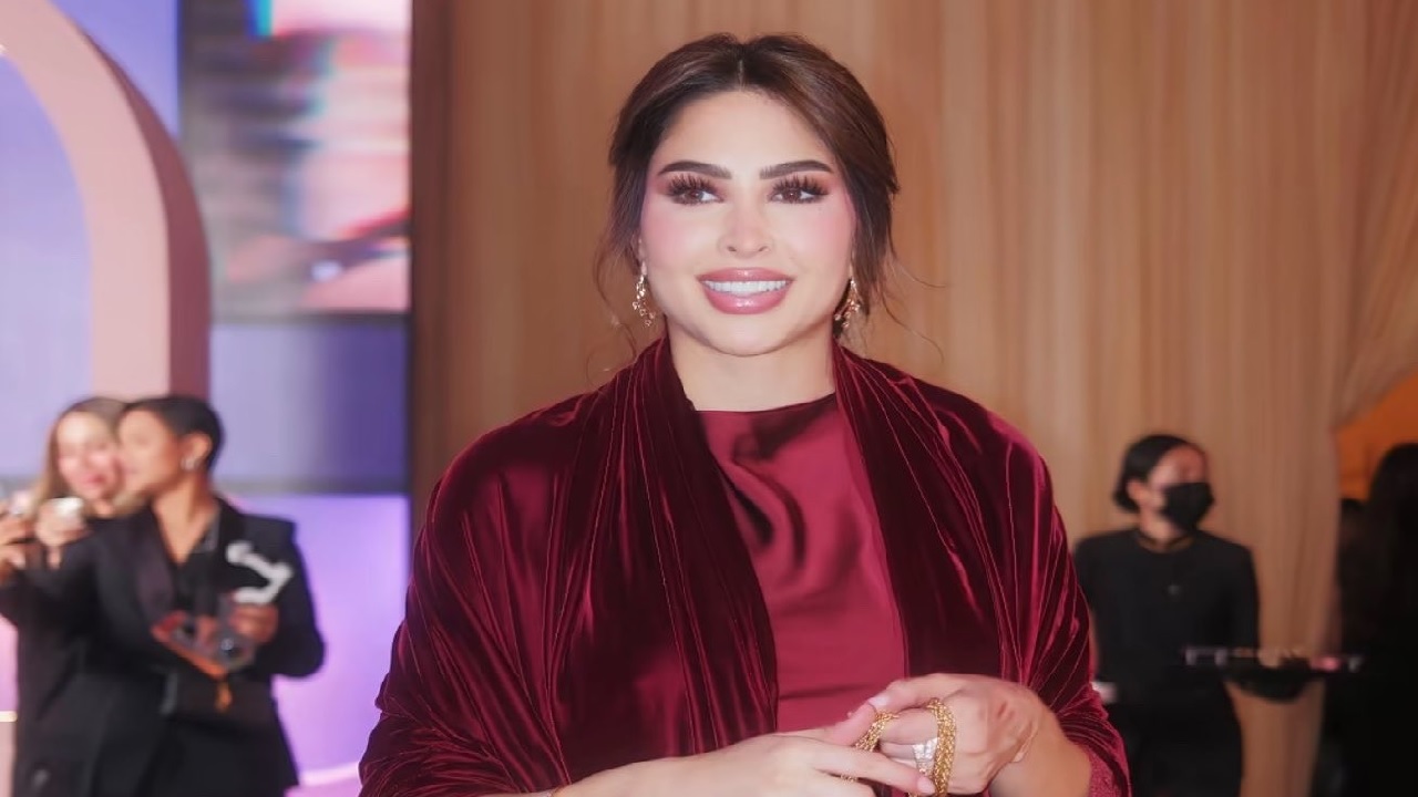 فوز الفهد في آخر ظهور قبل فقدان الوزن.. صور