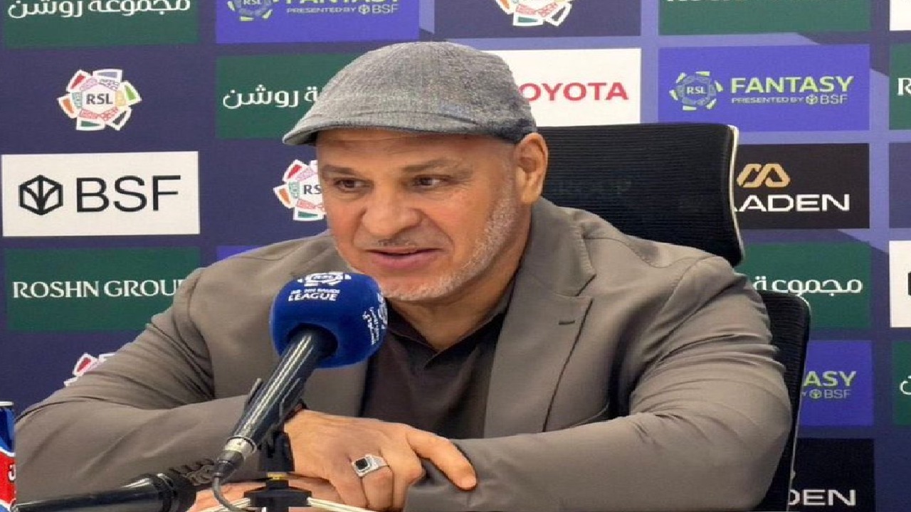نور الدين زكري مغردا بعد الهزيمة: حسبنا الله فيمن تبلى علينا وأفترى