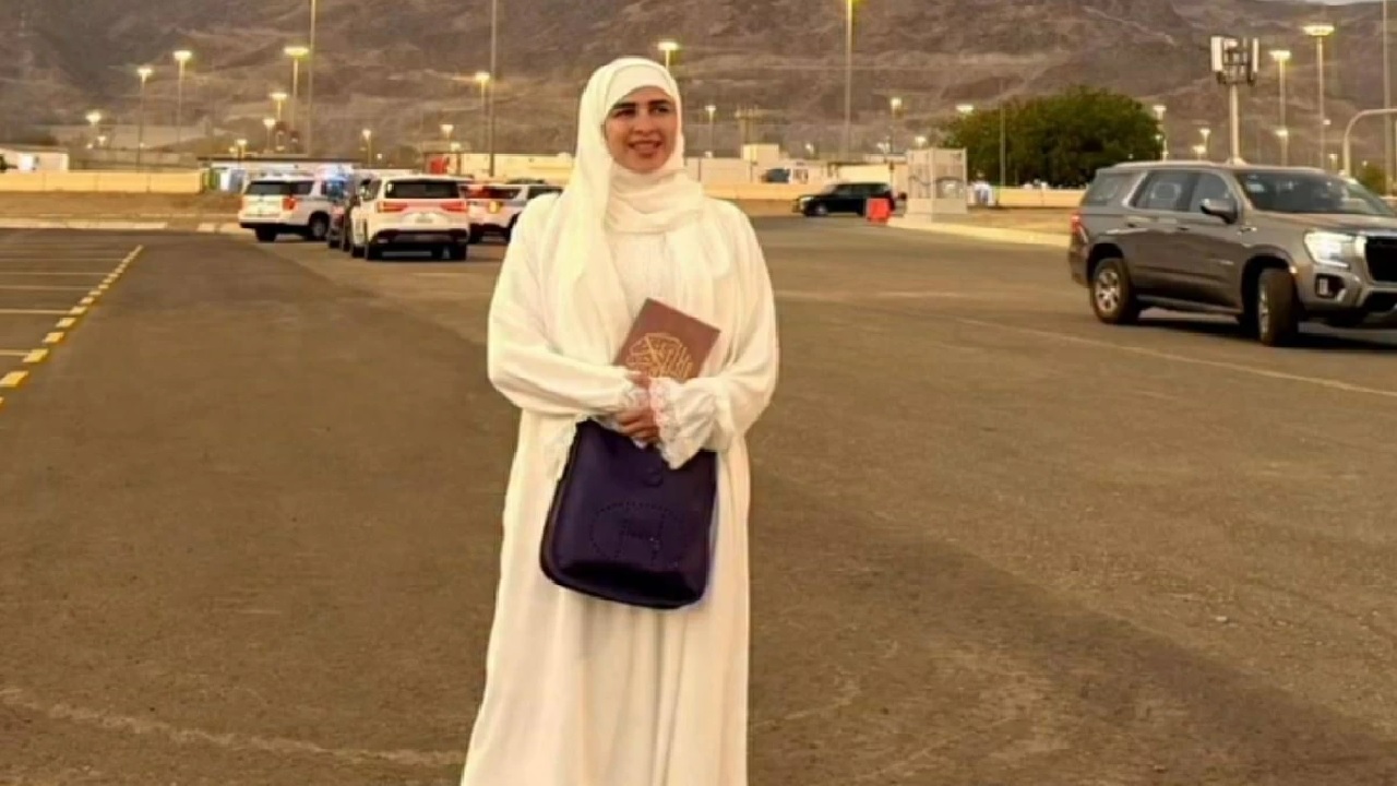 ياسمين عبدالعزيز توجه رسالة شكر للمملكة خلال أدائها مناسك الحج