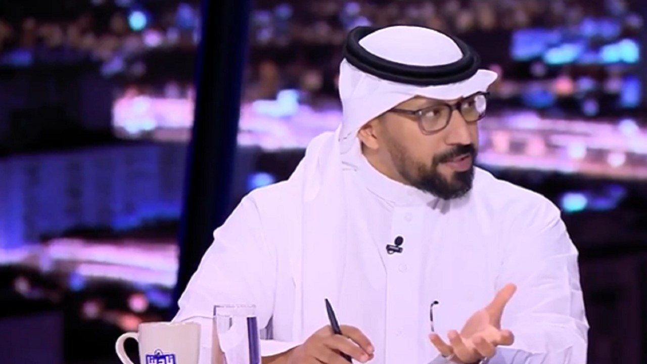 الهزاع: الشباب يعاني من ضائقة مالية ورغم ذلك يطلب طاقم تحكيم أجنبي.. فيديو