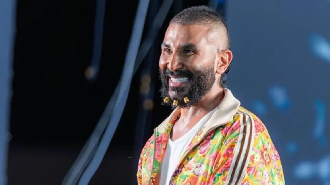 أحمد سعد في أحدث ظهور بـ لوك لافت يثير الجدل