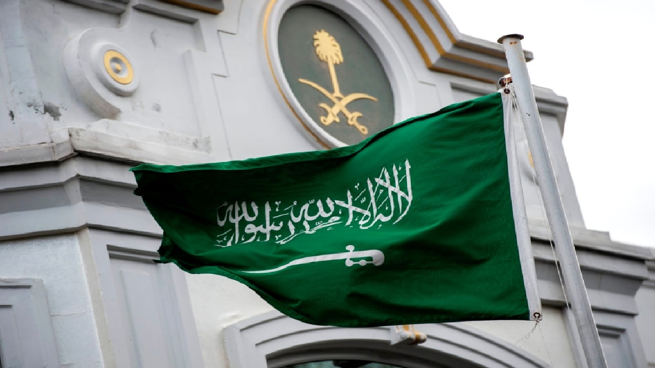 سفارة المملكة بتركيا تحذر مواطنيها من صواعق وسيول وفيضانات