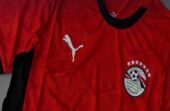الفيفا يطالب المنتخب المصري بإزالة النجوم من قمصانه
