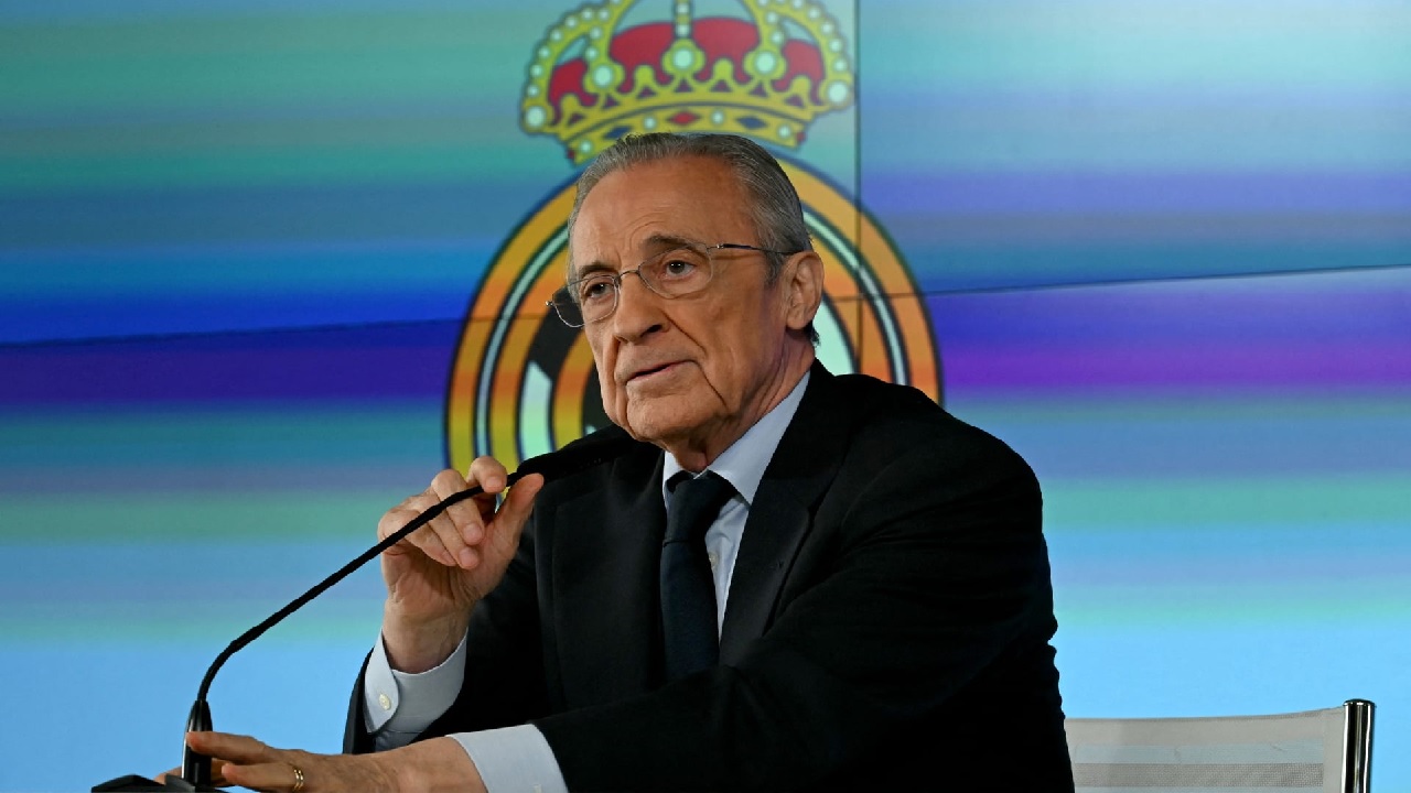 برشلونة يتحرك قانونيًا ضد بيريز