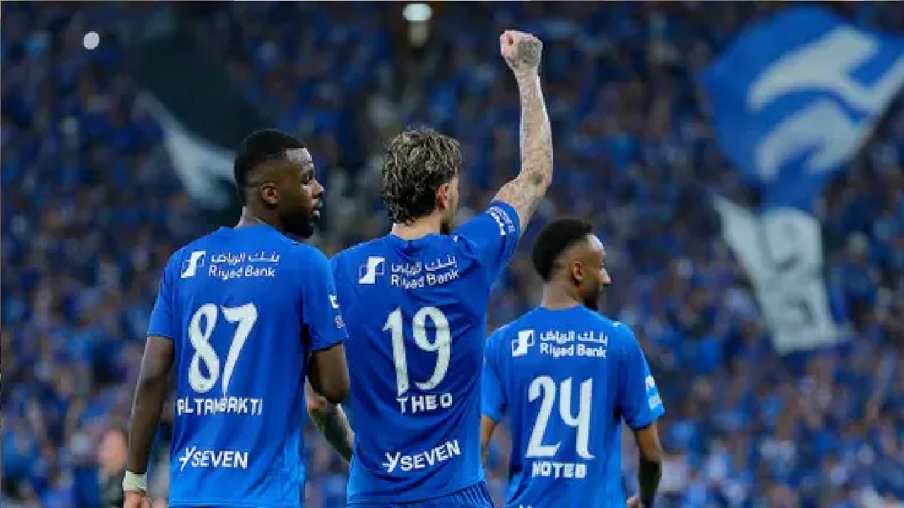 الهلال يبحث عن ظهير أيمن ومركزي جناحين