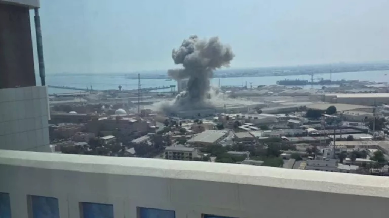 الداخلية القطرية: انفجار في مصنع برأس لفان