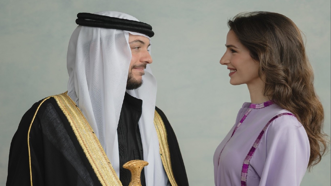 الأمير الحسين والأميرة رجوة يحتفلان بالذكرى الثالثة لزواجهما