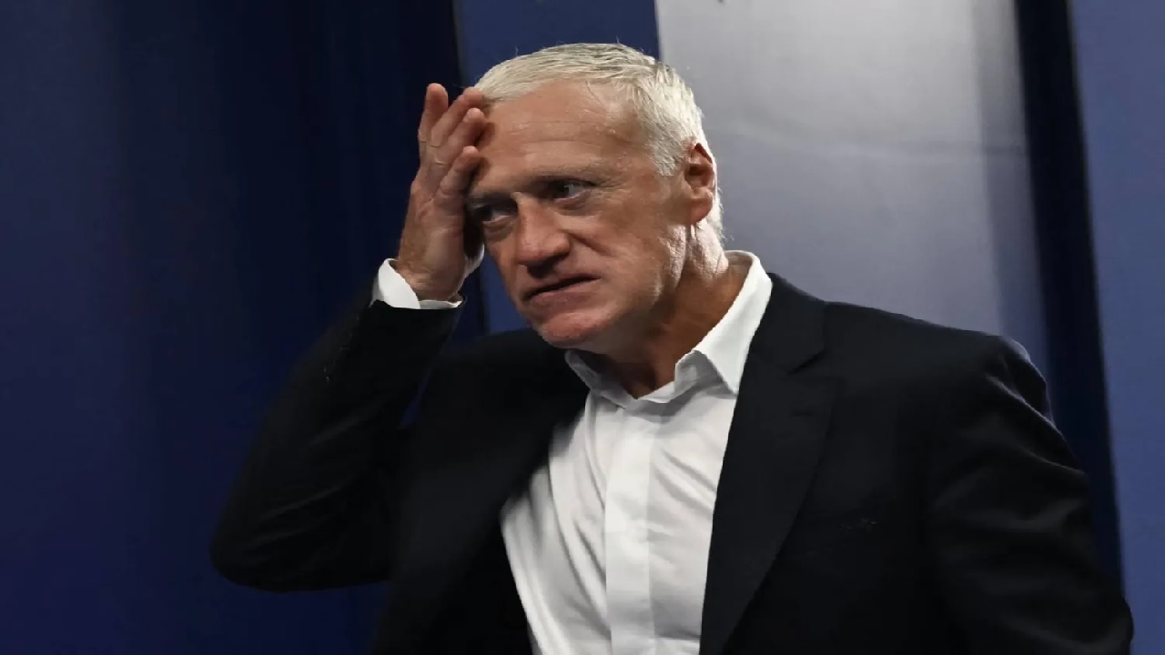 ديدييه ديشان يغيب عن مباراة النرويج بسبب وفاة والدته