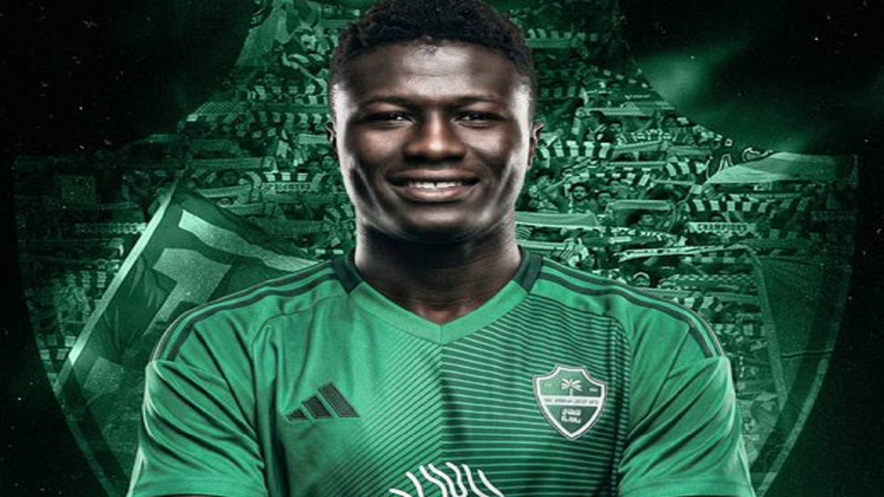 الأهلي يتعاقد مع أبو بكر سيدي