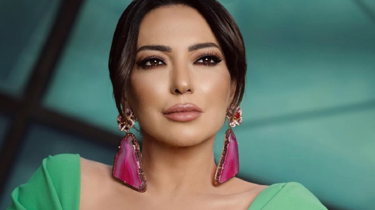 أمل عرفة: أشتاق لشهر من عمري بين أمي وأبي.. فيديو