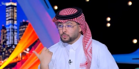 علي العنزي: سالم الدوسري عليه استشعار المسؤولية ويعلم أنه ماهو لازم يلعب.. فيديو