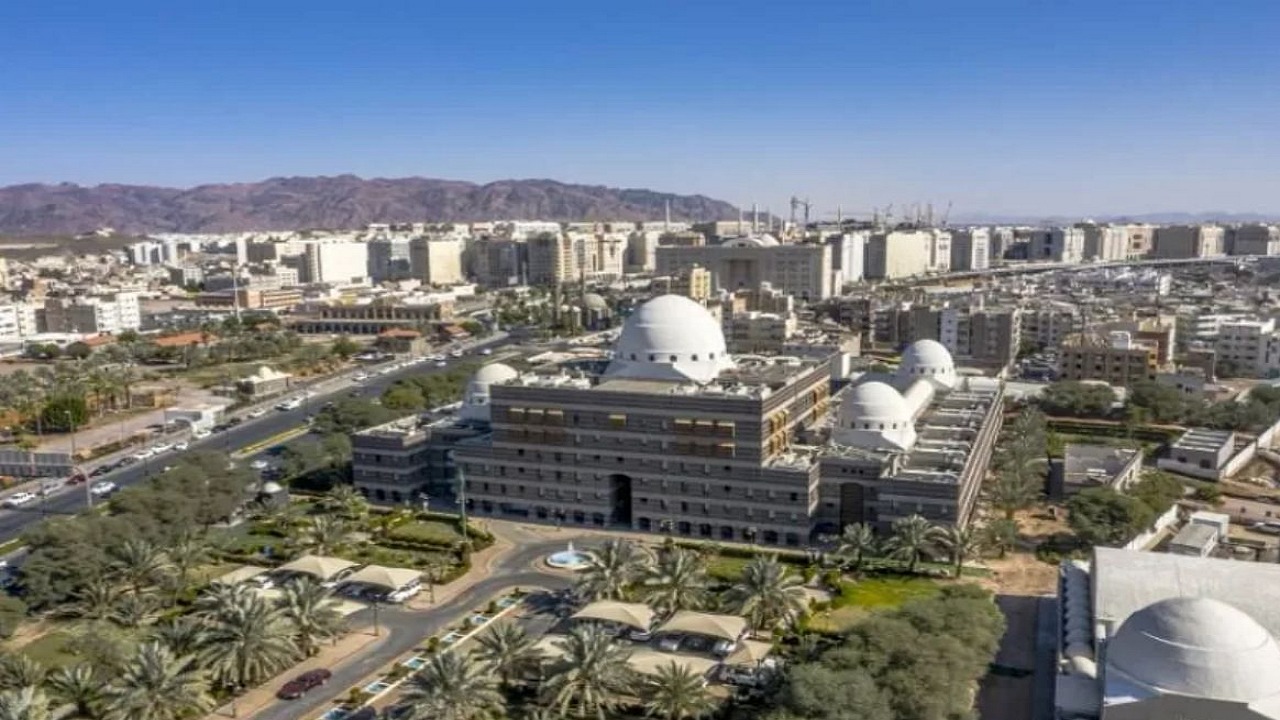 إمارة المدينة تعلن عن فرص تدريبية عبر برنامج تطوير الخريجين