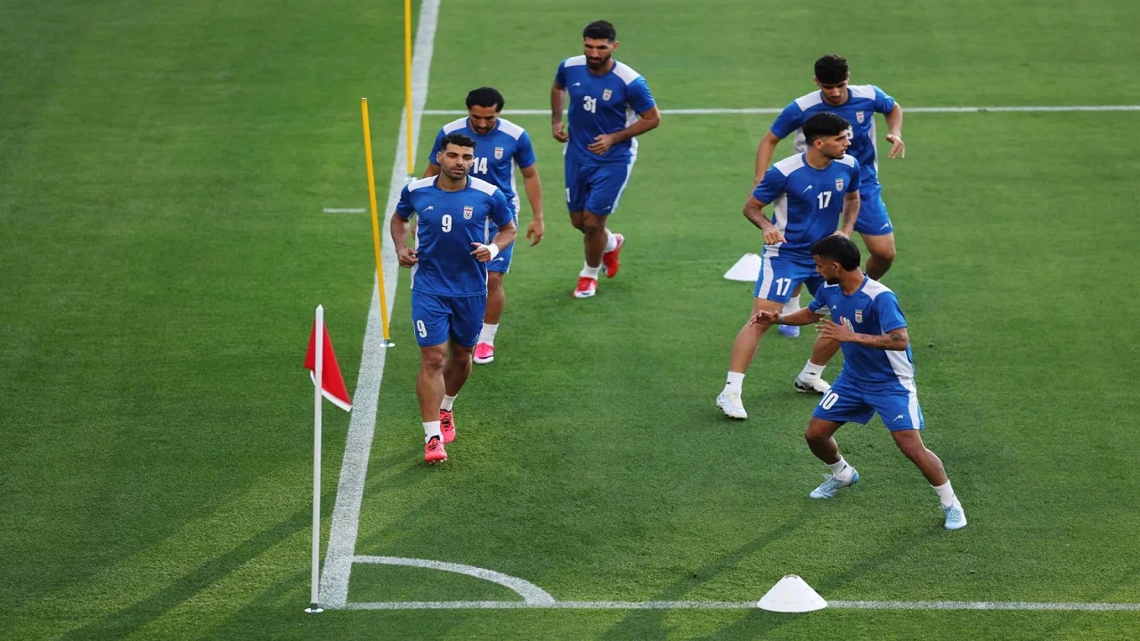 السماح للمنتخب الإيراني بالمبيت ليلة واحدة في أمريكا لخوض مبارياته