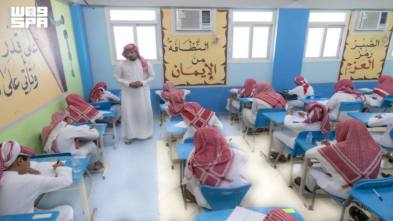 انطلاق اختبارات نهاية العام الدراسي في مناطق المملكة.. صور