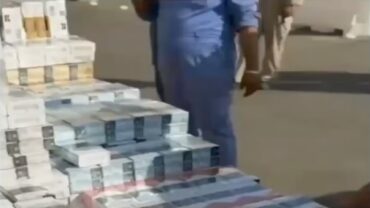 الكويت تحبط تهريب 210 كرز سجائر عبر منفذ النويصيب