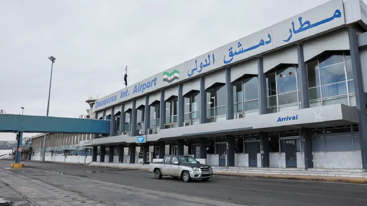 سوريا تعلن إغلاق الممرات الجوية الجنوبية وتعليق مطار دمشق