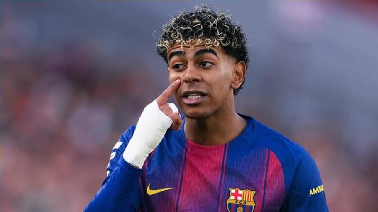 يامال يفوز بجائزة الأفضل في الدوري الإسباني