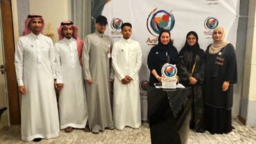 اختتام معرض “بهجة العيد” بمشاركة 27 عملاً فنياً وحضور لافت من النخبة والمجتمع..صور