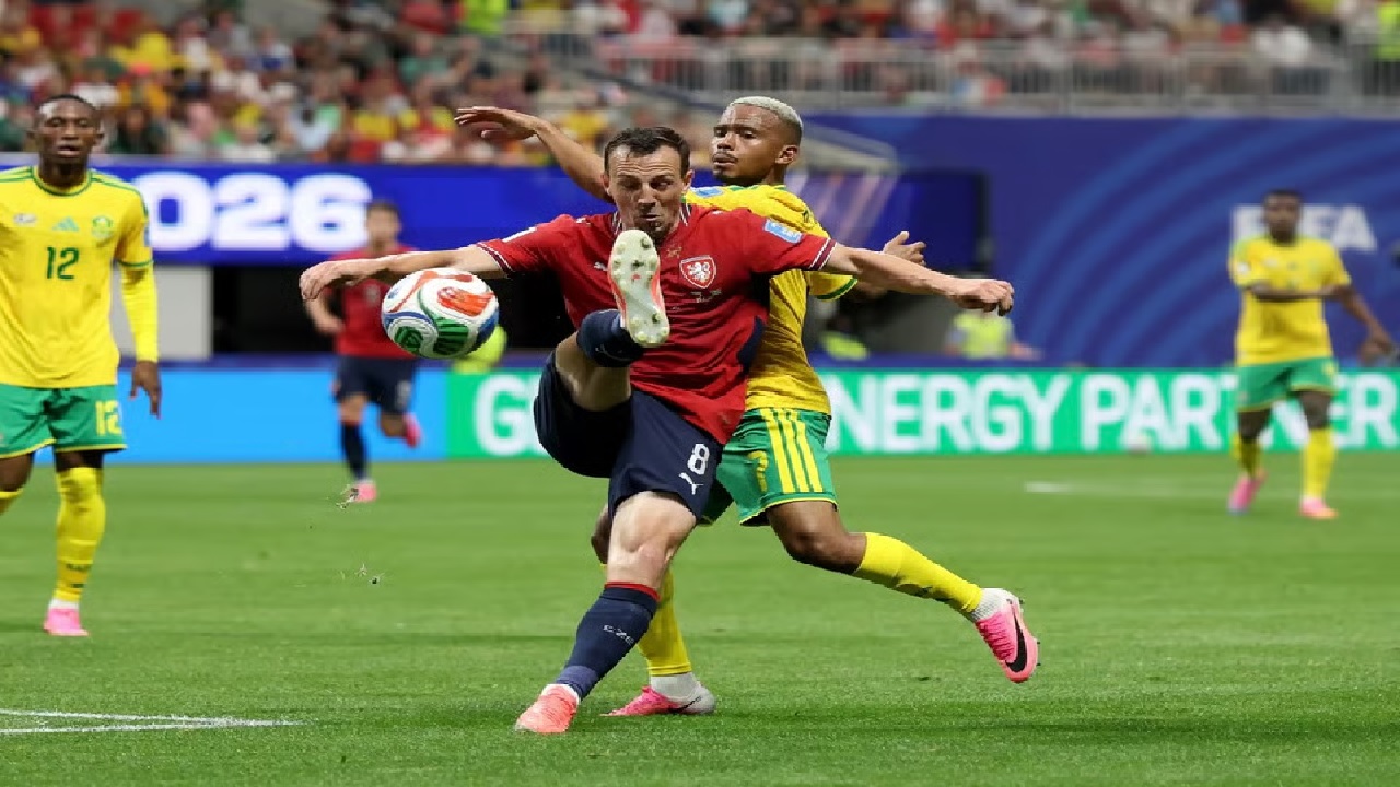 التعادل يحسم مواجهة جنوب أفريقيا والتشيك