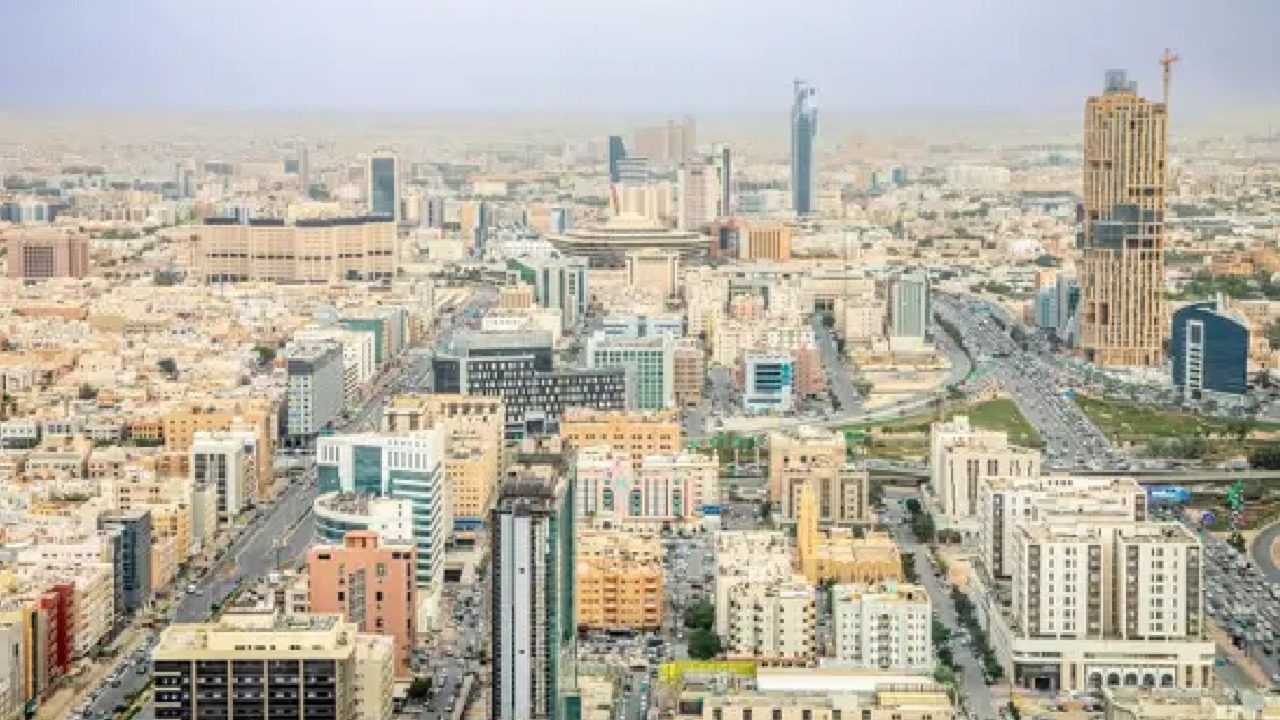 الموافقة على اللائحة التنفيذية لنظام تملك غير السعوديين للعقار