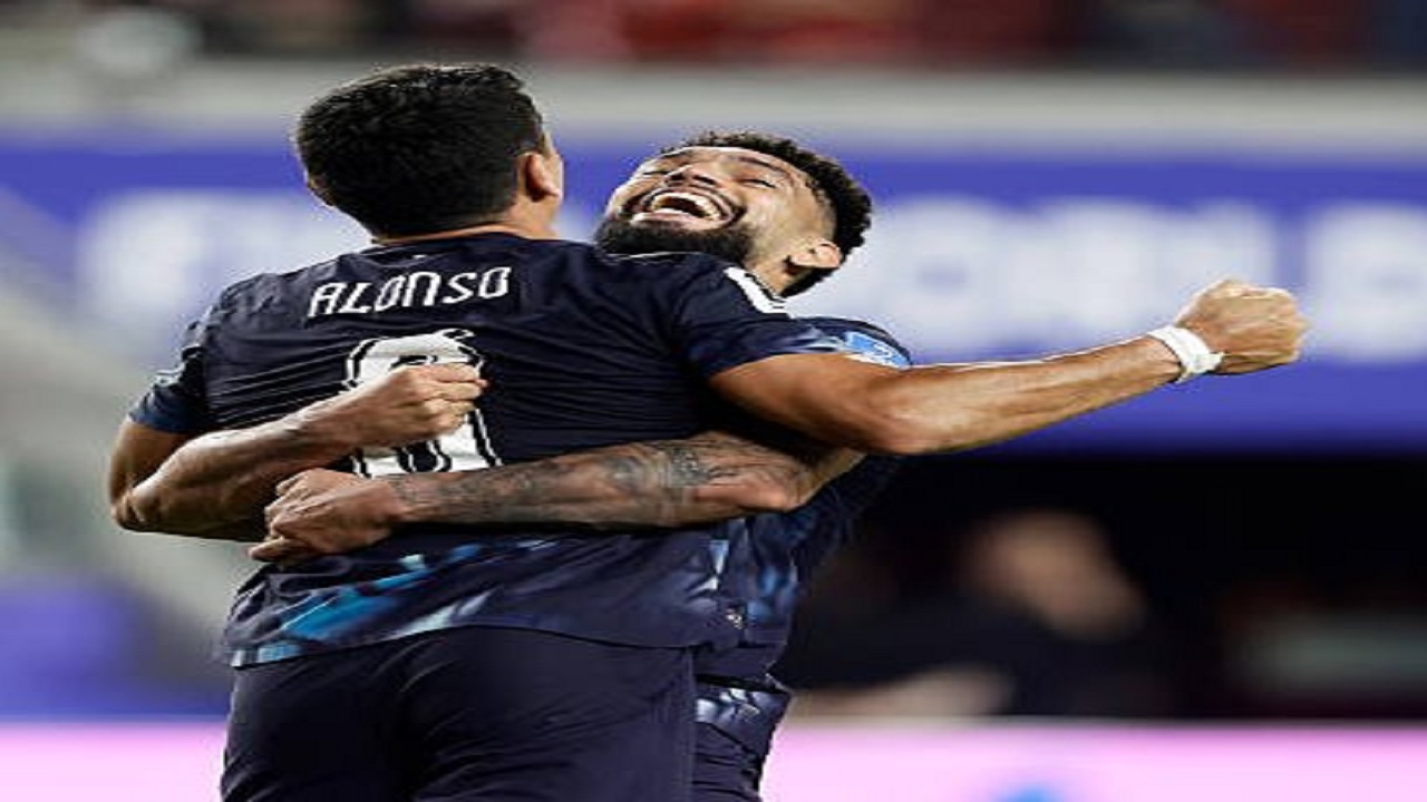 باراجواي يفوز بعشرة لاعبين على تركيا في كأس العالم
