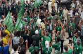 جماهير الأخضر تشعل الأجواء قبل قمة إسبانيا في المونديال..فيديو