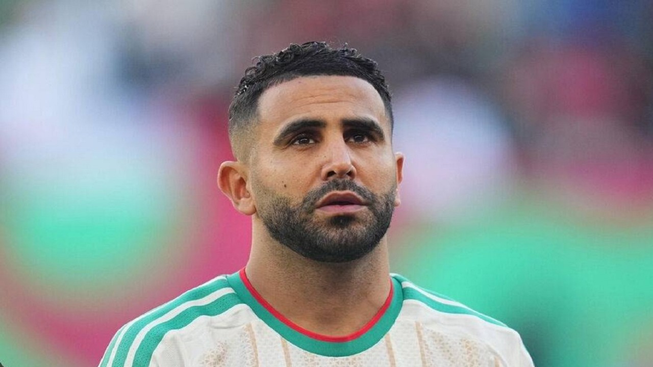 الأهلي يقرر تفعيل بند مخالصة رياض محرز رغم رغبة اللاعب بالبقاء