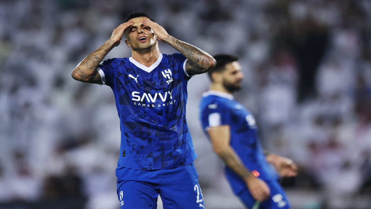 كانسيلو يقترب من الرحيل عن الهلال
