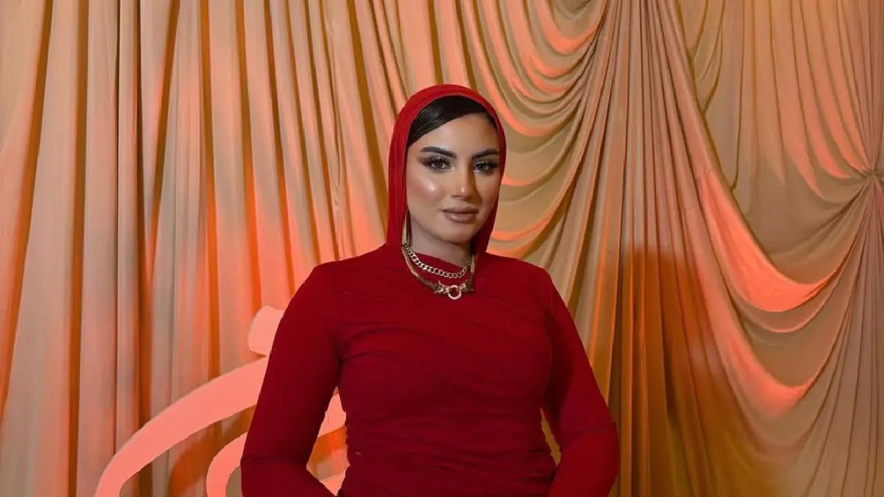أم خالد: الزواج المبكر أكبر ندم في حياتي.. فيديو