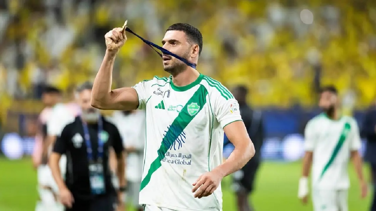 مرشح فنربخشة يستهدف ديميرال وهاكان
