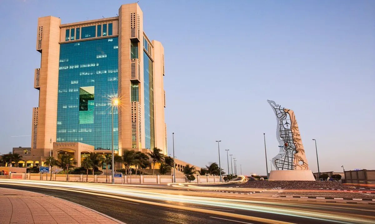 أمانة جدة تُشعر 129 مبنى آيلًا للسقوط في حي غليل ضمن إجراءات تعزيز السلامة