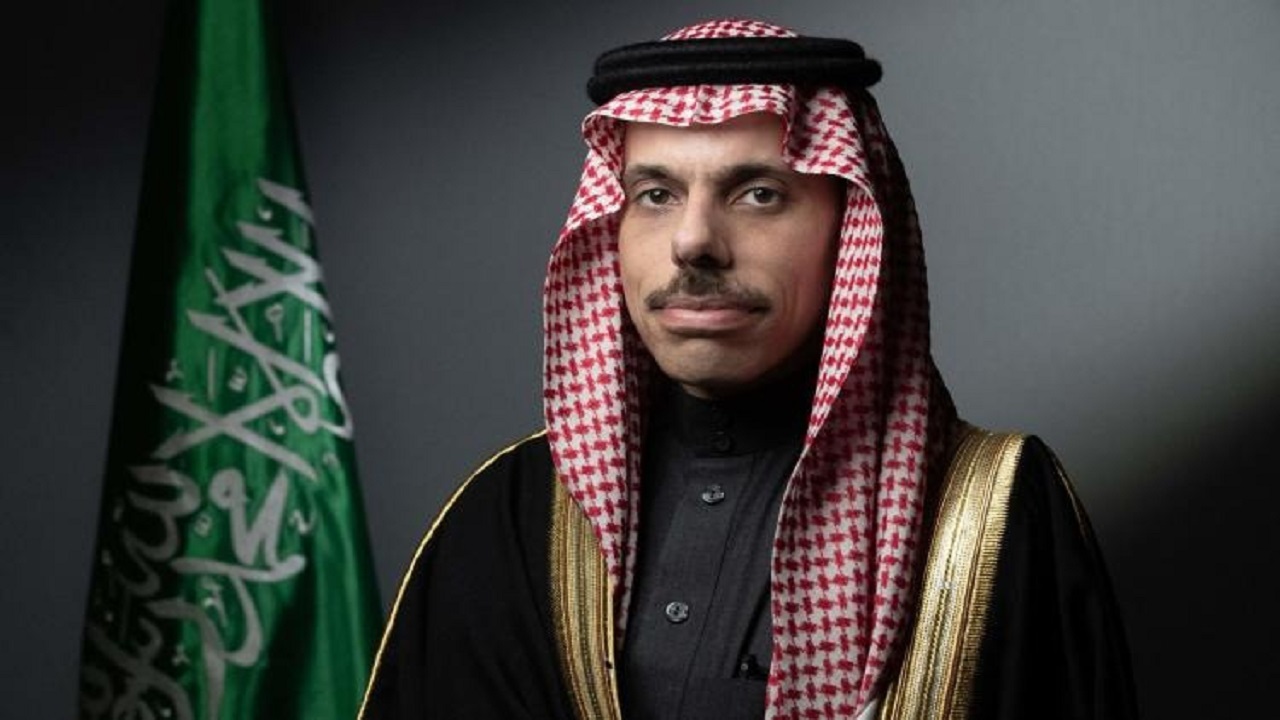 وزير الخارجية يتلقى اتصالًا هاتفيًا من نظيره القطري