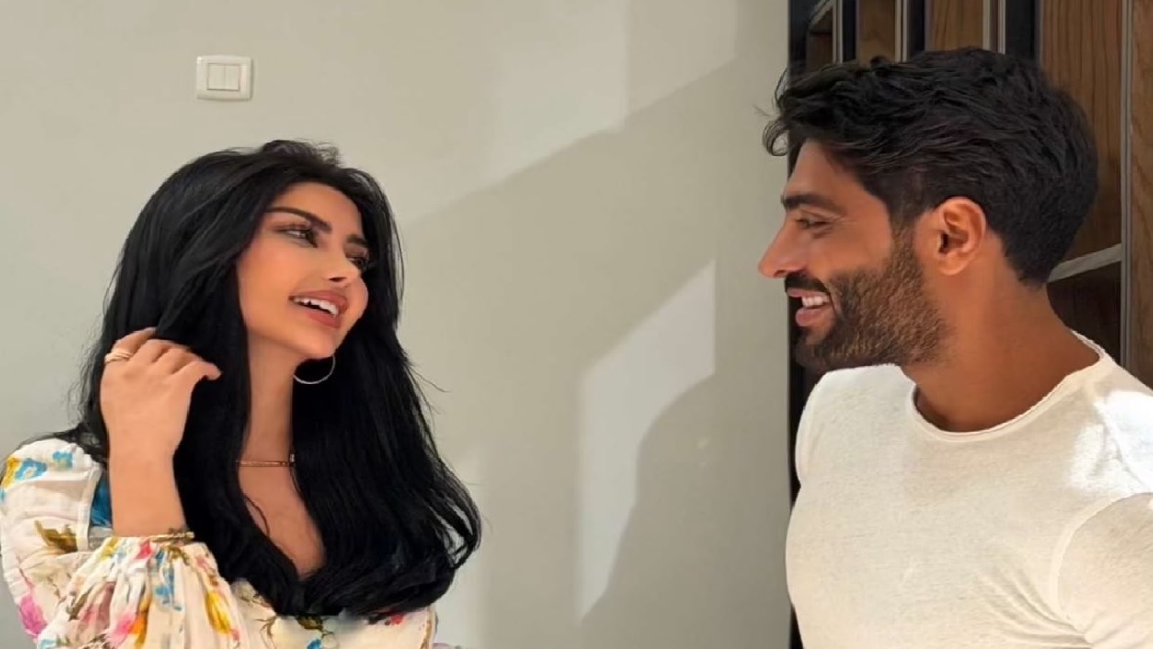 أحمد السالم يهنئ ملكة كابلي بشراء منزل جديد