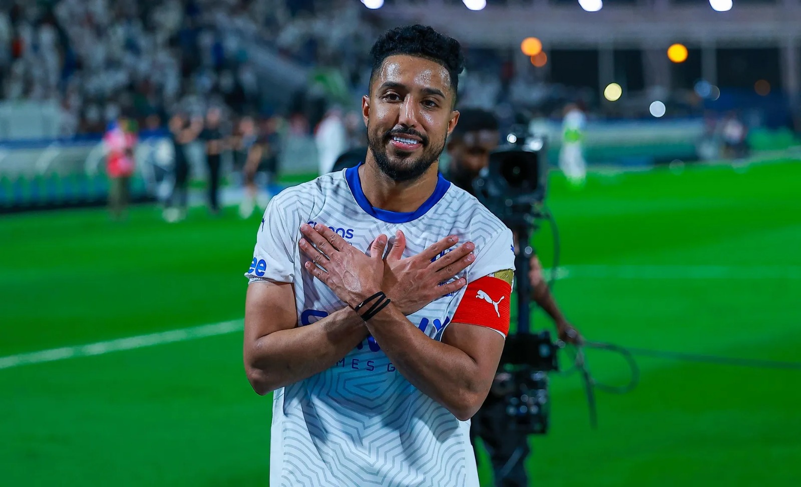 سالم الدوسري يغادر نادي الهلال في صفقة تاريخية مع الدرعية