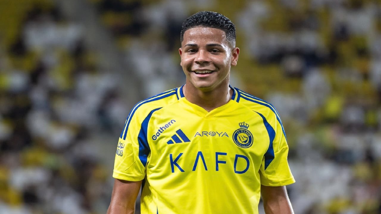 كورينثيانز يقترب من استعارة ويسلي لاعب النصر