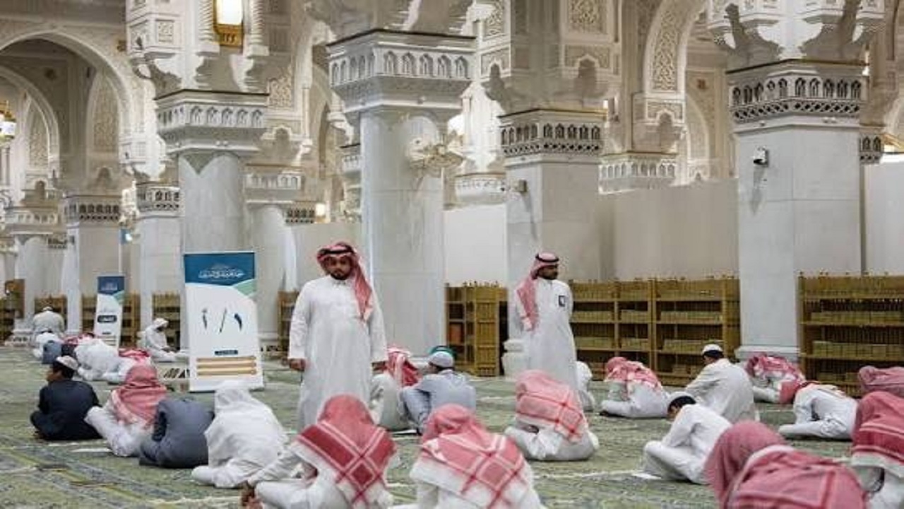 بدء التسجيل في معهدي الحرم المكي والمسجد النبوي للعام الدراسي 1448هـ