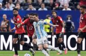 الأرجنتين تفوز على مصر وتتأهل إلى ربع النهائي
