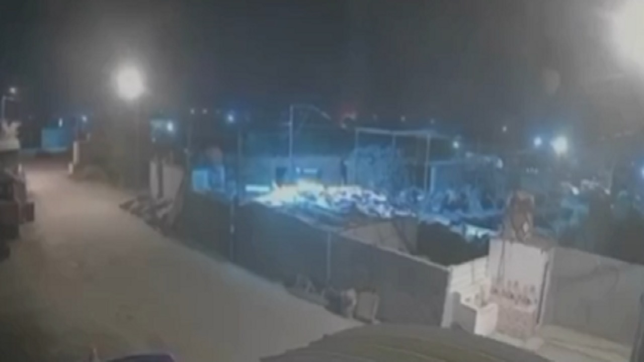 لقطات لقصف جوي سعودي استهدف ميليشيات موالية لإيران في البصرة.. فيديو