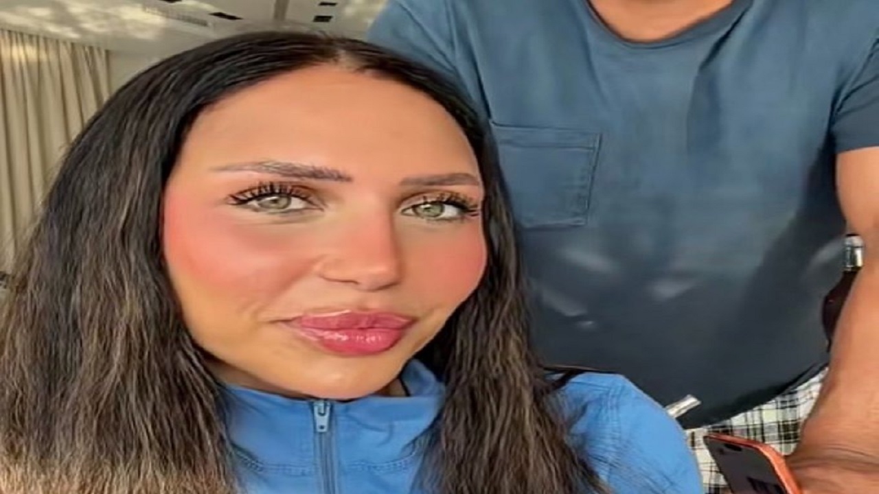 وجه الدكتورة خلود بعد عمليات التجميل يثير التساؤلات