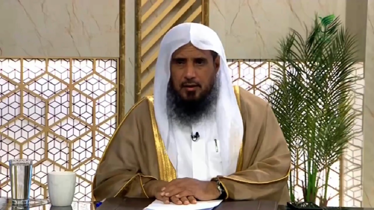 الشيخ الخثلان يوضح: هل يكفي الاستغفار للتكفير عن الغيبة؟.. فيديو