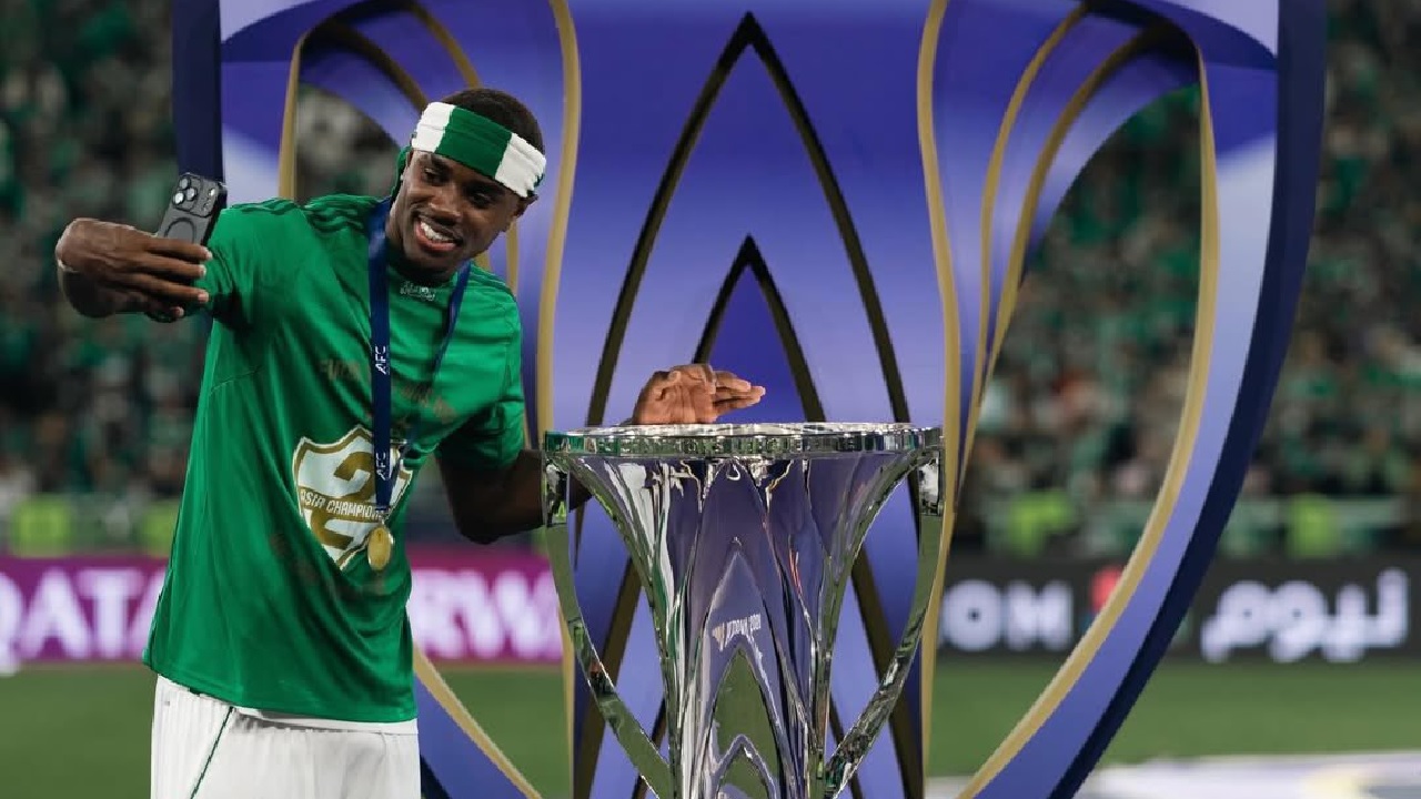 ريكاردو ماتياس يلتحق بمعسكر الأهلي في النمسا