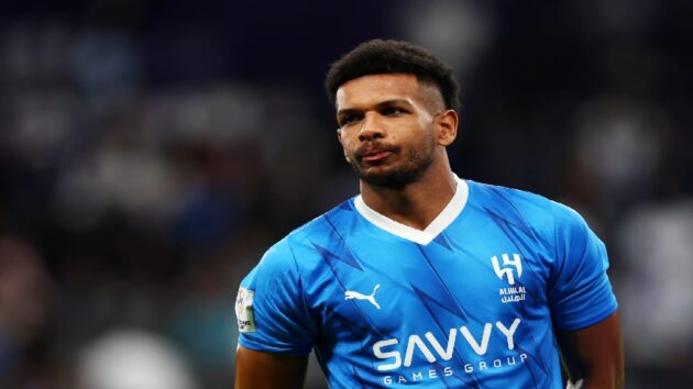 الهلال يبلغ علي البليهي بالبحث عن عروض