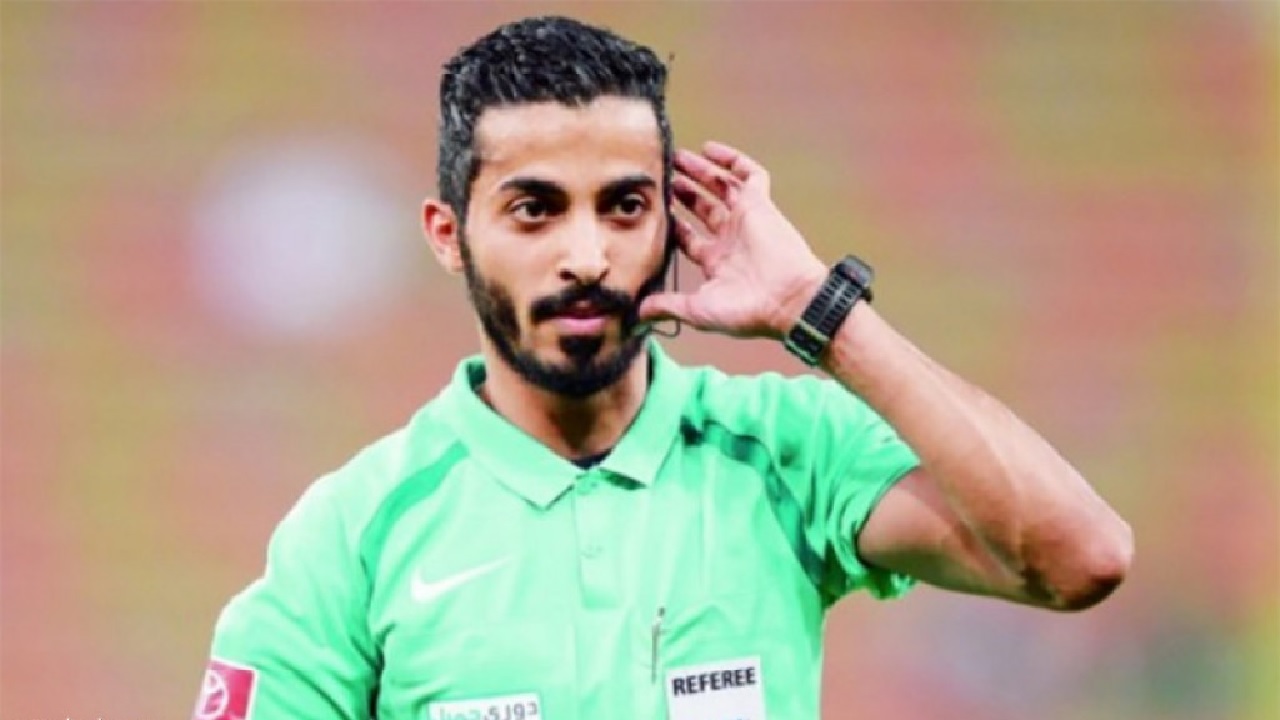 عبدالرحمن السلطان يعلن اعتزال التحكيم بعد أزمة الأهلي والفيحاء