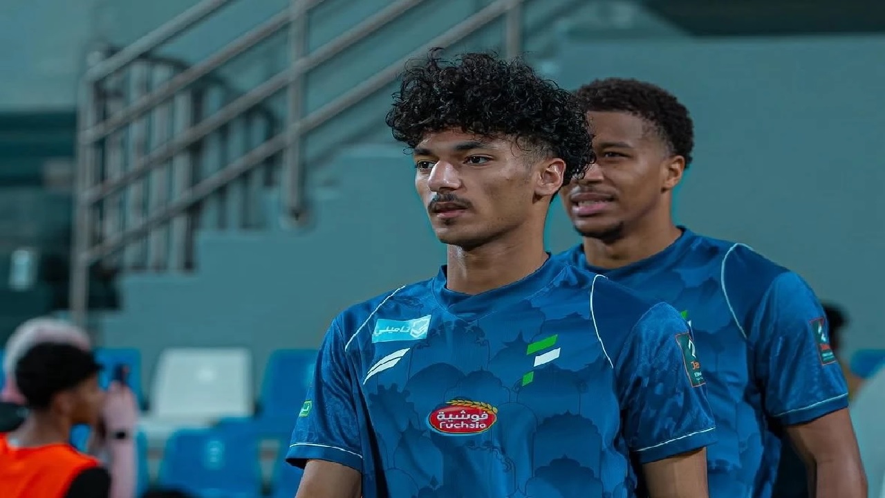 الصرنوخ يغادر معسكر الفتح للالتحاق بالهلال في النمسا