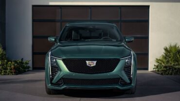 مواصفات وسعر سيارة كاديلاك CT5-V موديل 2026