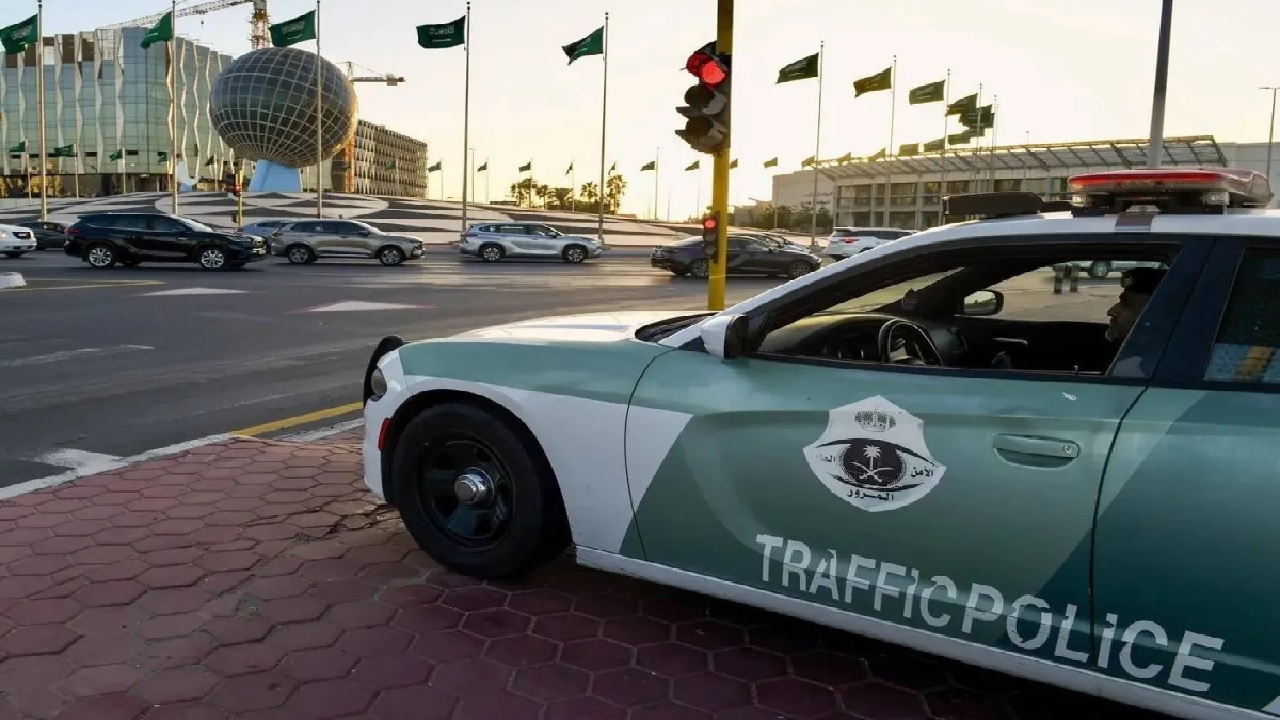 مرور القصيم يضبط عدداً من قائدي المركبات المخالفين ببريدة